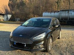 Schwarz Gebraucht 2016 Ford S-MAX Titanium Van / Kleinbus | 12.000 € (Superpreis)