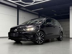 Schwarz Gebraucht 2017 VW Golf Sportsvan Highline Van / Kleinbus | 18.880 € (Fairer Preis)