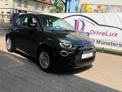 Schwarz Gebraucht 2021 Fiat 500e Kleinwagen | 12.999 € (Fairer Preis)