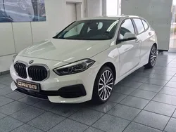 Alpinweiss iii Gebraucht 2023 BMW 118 Advantage Kleinwagen | 25.400 € (Etwas zu teuer)