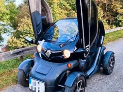 Schwarz Gebraucht 2017 Renault Twizy Kleinwagen | 4.500 €