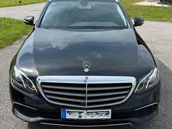 Schwarz Gebraucht 2017 Mercedes E220 Limousine | 19.900 € (Guter Preis)