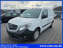 Weiß Gebraucht 2015 Mercedes Citan 109 Van / Kleinbus | 7.299 € (Fairer Preis)