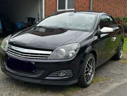 Schwarz Gebraucht 2007 Opel Astra Cabriolet Edition Cabrio | 3.999 € (Fairer Preis)