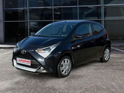 Schwarz Gebraucht 2019 Toyota Aygo X-play Kleinwagen | 8.990 € (Fairer Preis)