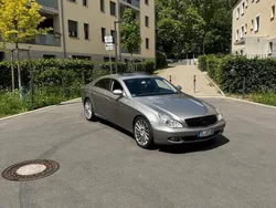 Grau Gebraucht 2004 Mercedes CLS350 Limousine | 9.500 €