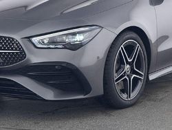 Grau Gebraucht 2024 Mercedes CLA220 Shooting Brake Kombi | 36.890 € (Etwas zu teuer)