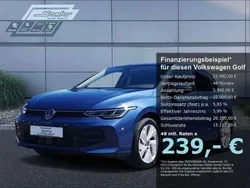 Blau Gebraucht 2024 VW Golf VIII Life Limousine | 25.990 € (Fairer Preis)