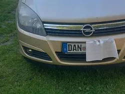 Gold Gebraucht 2004 Opel Astra Kleinwagen | 700 € (Guter Preis)