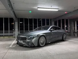 Grau Gebraucht 2014 Mercedes S63 AMG AMG line Coupé | 61.490 € (Etwas zu teuer)