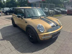 Gold Gebraucht 2003 Mini ONE Kleinwagen | 2.200 € (Fairer Preis)