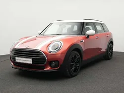 Rot Gebraucht 2023 Mini Cooper Clubman Kombi | 26.662 € (Guter Preis)