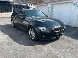 Schwarz Gebraucht 2014 BMW 318 Sport Line Kombi | 6.900 € (Superpreis)