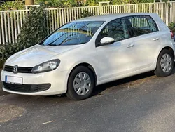 Weiß Gebraucht 2009 VW Golf VI Trendline Limousine | 4.999 € (Fairer Preis)