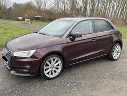 Violet Gebraucht 2015 Audi A1 Sportback Ambiente Kleinwagen | 14.000 € (Teuer)