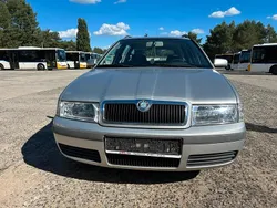 Silber Gebraucht 2002 Skoda Octavia Kombi | 1.000 € (Guter Preis)