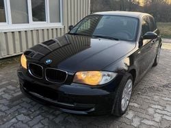 Schwarz Gebraucht 2007 BMW 118 Advantage Kleinwagen | 5.799 € (Etwas zu teuer)