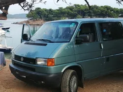 Grün Gebraucht 2000 VW T4 Van | 13.999 € (Teuer)
