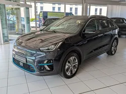 Blau Gebraucht 2020 Kia e-Niro Vision SUV | 19.690 € (Fairer Preis)