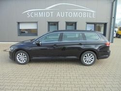 Schwarz Gebraucht 2017 VW Passat Comfortline Kombi | 7.999 € (Fairer Preis)