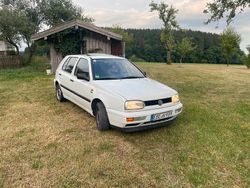 Weiß Gebraucht 1996 VW Golf III Kleinwagen | 1.800 € (Fairer Preis)