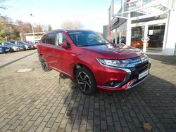 Rot Gebraucht 2019 Mitsubishi Outlander P-HEV Basis SUV | 18.890 € (Fairer Preis)