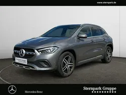 Mountaingrau met. Gebraucht 2020 Mercedes GLA200 Progressive SUV | 32.490 € (Fairer Preis)