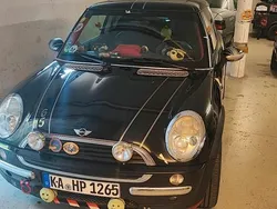 Schwarz Gebraucht 2002 Mini ONE Kleinwagen | 2.299 € (Fairer Preis)