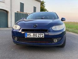 Blau Gebraucht 2011 Renault Fluence Sportway Limousine | 2.800 €