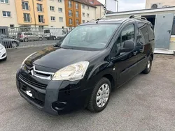Schwarz Gebraucht 2010 Citroën Berlingo Van / Kleinbus | 3.990 € (Fairer Preis)