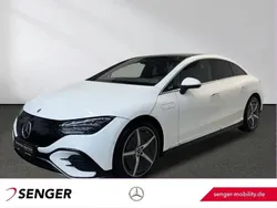 Weiß Gebraucht 2022 Mercedes EQE350 AMG | 43.700 € (Etwas zu teuer)