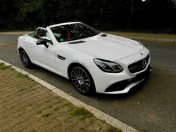 Weiß Gebraucht 2017 Mercedes SLC200 AMG line Cabrio | 32.900 € (Fairer Preis)