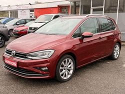 Rot Gebraucht 2020 VW Golf Sportsvan Highline Van / Kleinbus | 14.999 € (Superpreis)