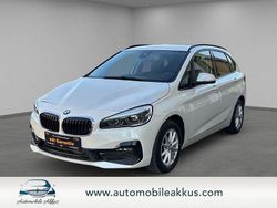 Weiß Gebraucht 2021 BMW 220 Sport Line Limousine | 21.499 € (Superpreis)