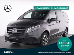 Grau Gebraucht 2024 Mercedes V250 Van / Kleinbus | 63.595 € (Guter Preis)