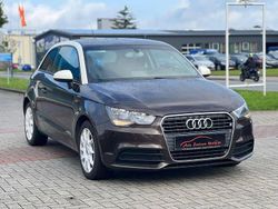 Braun Gebraucht 2010 Audi A1 Attraction Kleinwagen | 8.975 €