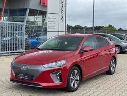 Rot Gebraucht 2018 Hyundai Ioniq Trend Kleinwagen | 14.450 € (Fairer Preis)