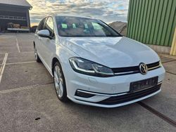 Pure white Gebraucht 2020 VW Golf VIII Highline Kombi | 16.600 € (Guter Preis)