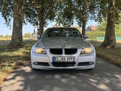 Grau Gebraucht 2007 BMW 318 Limousine | 4.800 € (Etwas zu teuer)