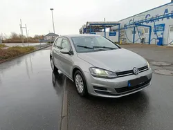 Grau Gebraucht 2013 VW Golf VII Trendline Kombi | 7.800 € (Fairer Preis)