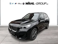 Schwarz Neu 2025 BMW X1 M Sport SUV | 45.390 € (Guter Preis)