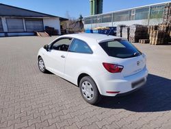 Weiß Gebraucht 2015 Seat Ibiza Kleinwagen | 4.000 €