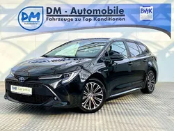 Night time black Gebraucht 2020 Toyota Corolla Hybrid Team Kombi | 18.490 € (Fairer Preis)