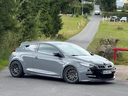 Grau Gebraucht 2013 Renault Mégane Coupé R.S. Coupé | 21.000 €