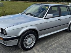 Silber Gebraucht 1990 BMW 325 Kombi | 15.500 €