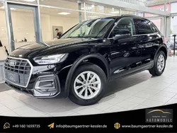 Brillantschwarz Gebraucht 2022 Audi Q5 Basis SUV | 31.980 € (Fairer Preis)