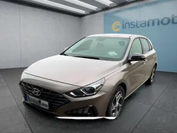 Braun Gebraucht 2021 Hyundai i30 Limousine | 15.399 € (Guter Preis)