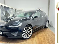Schwarz Gebraucht 2017 Tesla Model X Performance SUV | 34.000 € (Etwas zu teuer)