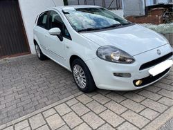 Weiß Gebraucht 2012 Fiat Grande Punto Kleinwagen | 2.950 € (Etwas zu teuer)