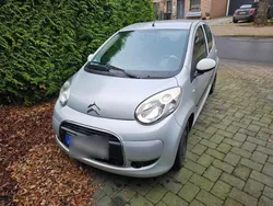 Silber Gebraucht 2010 Citroën C1 Kleinwagen | 2.600 € (Fairer Preis)